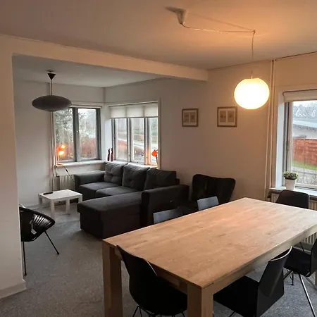 4 Vaerelses Hyggeligt Hus - 5 * Kolding